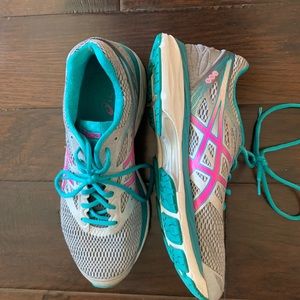 Asics Gel Cumulus Shoes